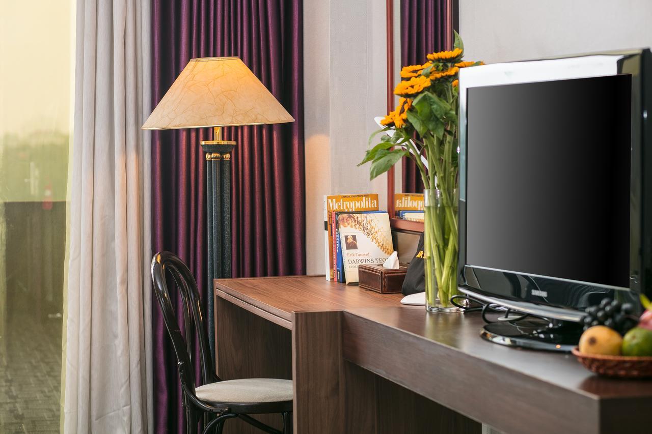 Lake Side Hotel Ханой Екстер'єр фото